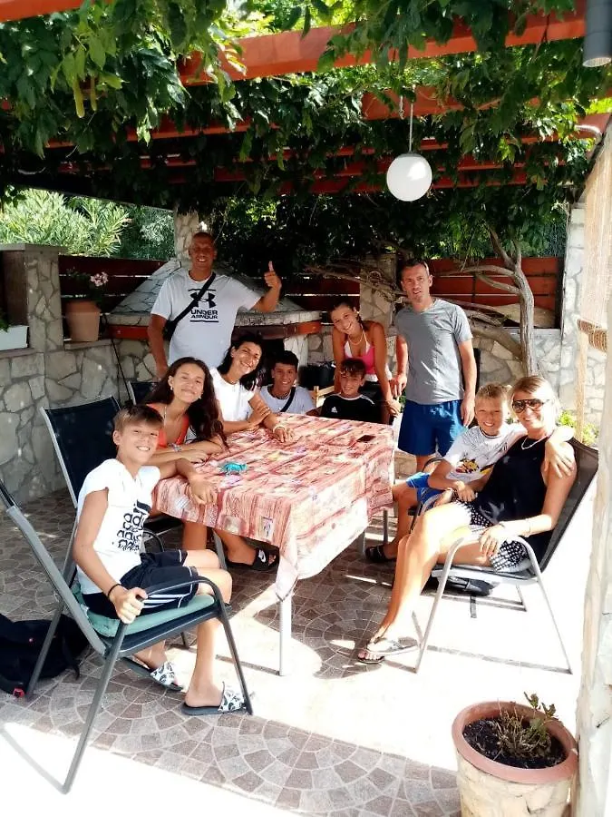 Appartamento Apartmani Alma Pola Croazia