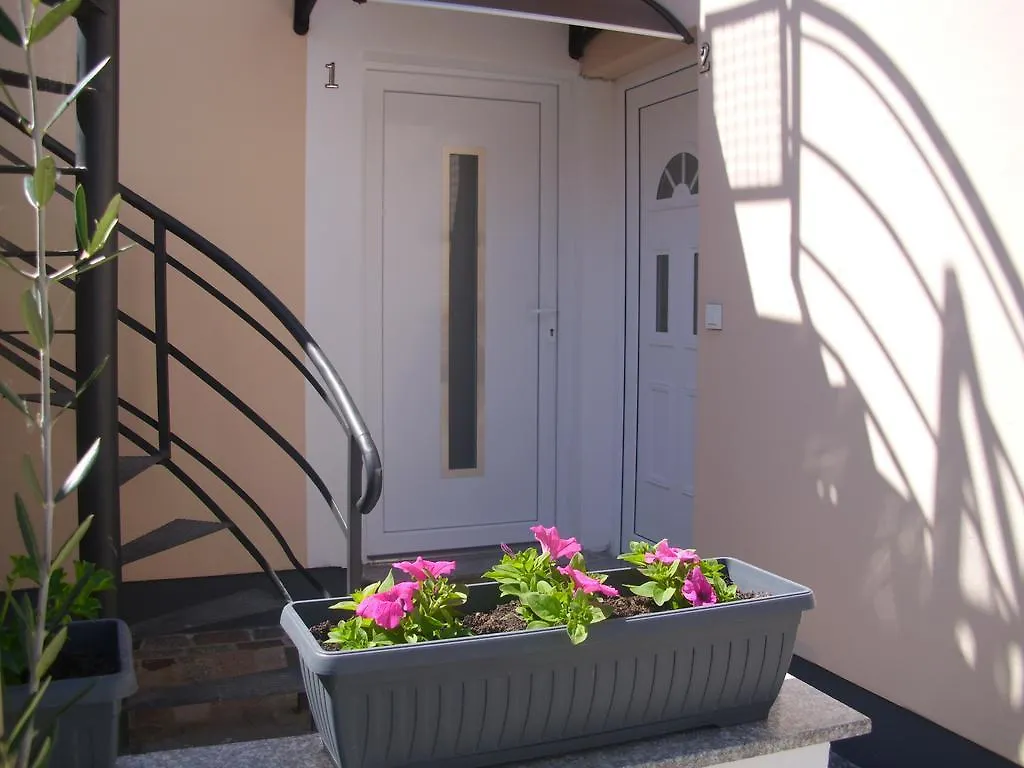 Appartamento Apartmani Alma Pola Croazia